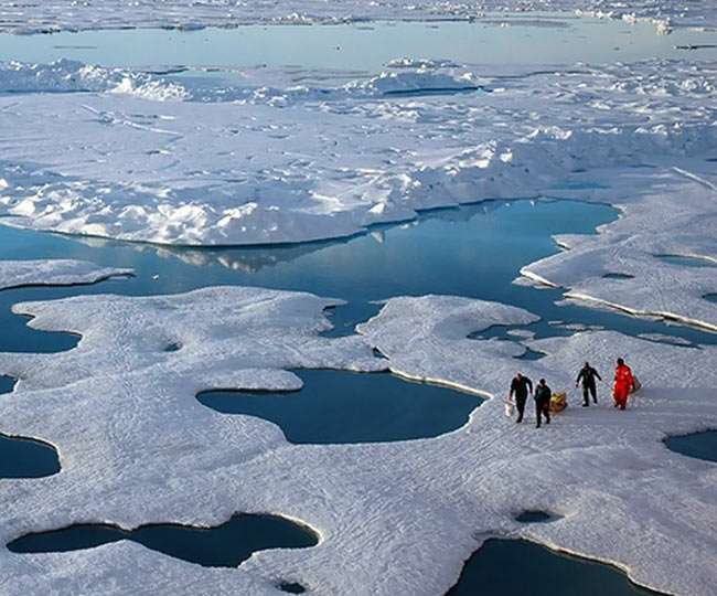 America Greenland glaciers rapidly melting due to climate change