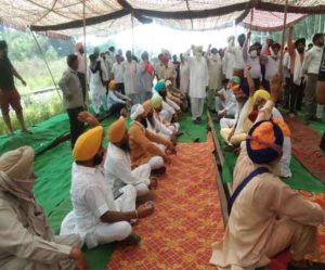 Farmers removed from railway track after 27 days in Punjab, said - only goods trains will run, call for Bharat Bandh on November 5