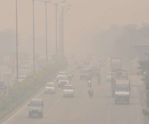 Delhi Air Pollution: Delhi-NCR's bad condition due to poisonous air, AQI reached near 500