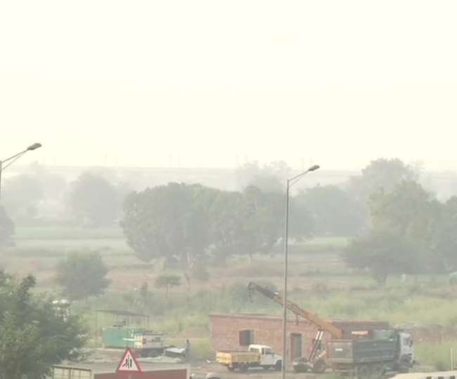 Delhi is turning into a gas chamber, even the bad condition of NCR AQI crosses 400