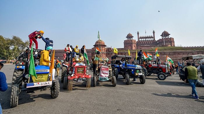 22 cases registered on violence in tractor rally, tight security at Red Fort