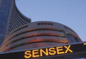 Sensex-and-Nifty-fall-4-stocks-including-Sunpharma-over-green-mark