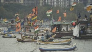 Tau Te storm reaches Mumbai - alert for heavy rain, NDRF also deployed