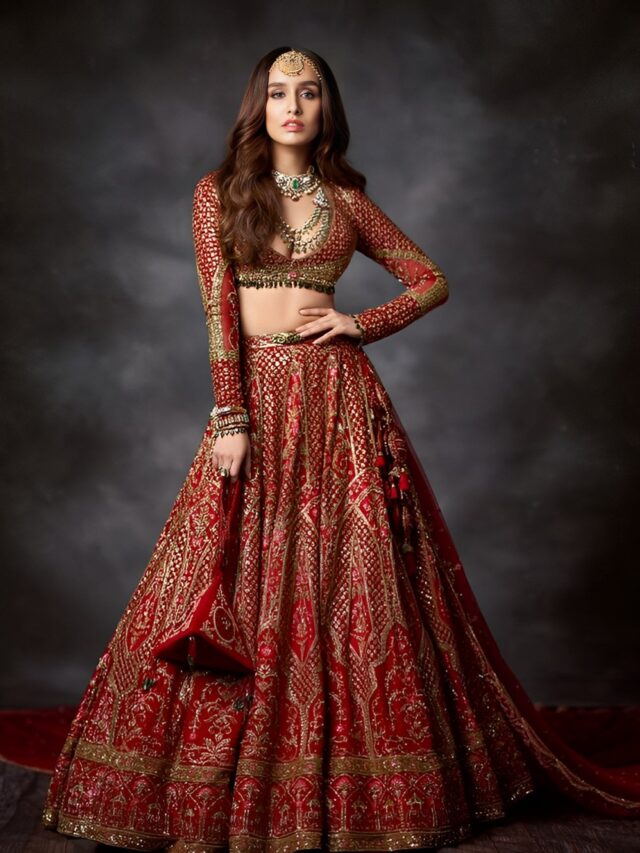 SHRADDHA KAPOOR APPROVD SIZZLING LEHENGA BLOUSE DESIGNS